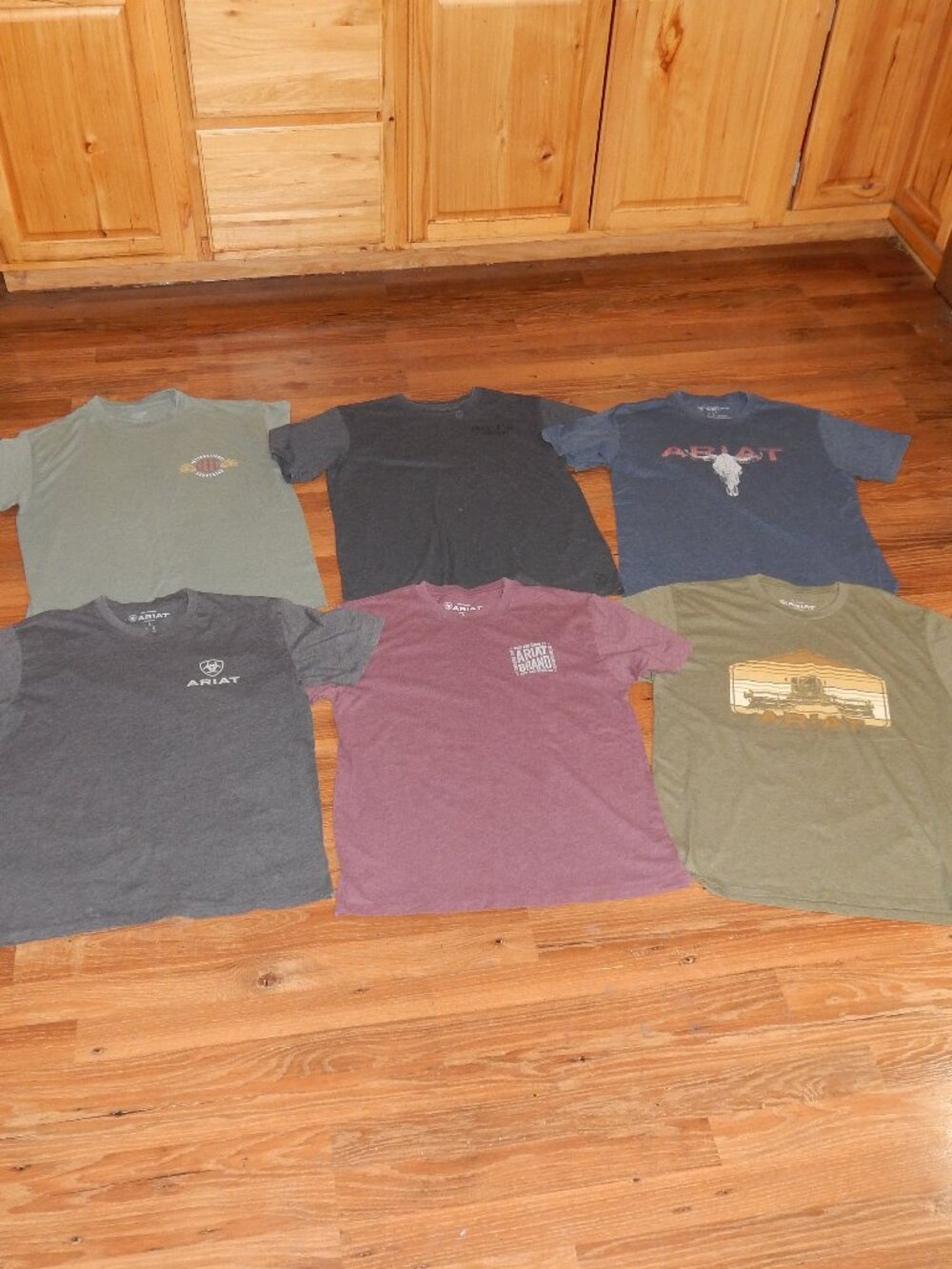 LOT 6 Men's Size Large L T-shirts Shirts ARIAT Bass Pro IH Farmall Tractor